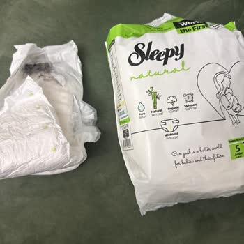 Şok Market’ten Alınan Bebek Bezleri İç Kısmı Siyah Çıktı
