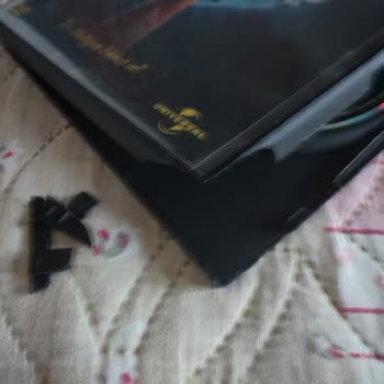 Kırık DVD Kutusu Ve Cevapsız İade Talebi