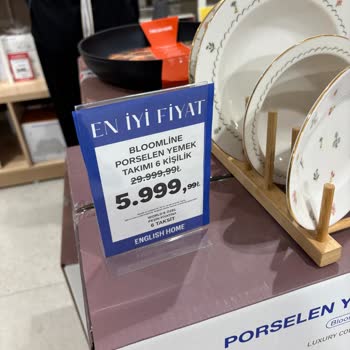 Bloomline Yemek Takımında Fiyat Çelişkisi Ve Personel Davranışı