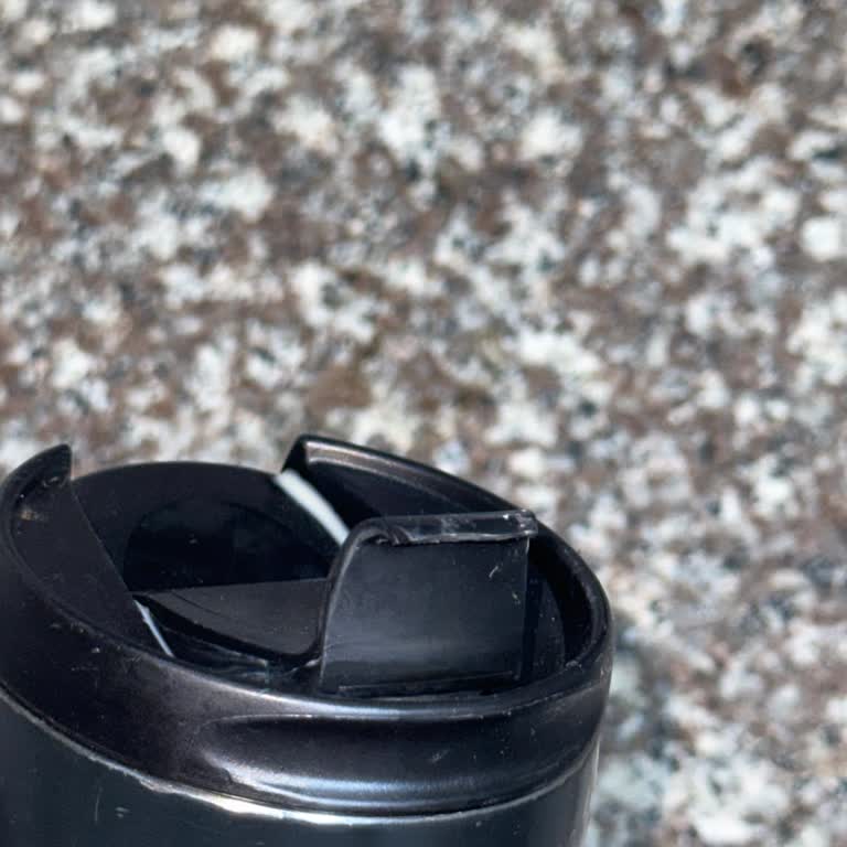 Starbucks Termos Kapak Kilidi İçin Yedek Parça İsteği