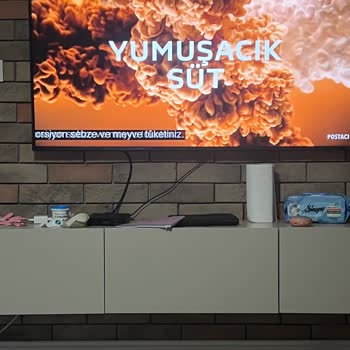 LG Televizyonda Alt Yazı Bulanıklığı Ve Yanlış Kablo Kullanımı İçin Ücretsiz Servis Ve İade Talebi
