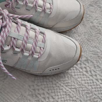 Skechers Ayakkabısının Tabandaki Çökme Ve Uzun İnceleme Sürecindeki İhmal