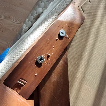 Kırık Koltuk Ayakları İçin Yıl Boyunca Çözüm Bekleme