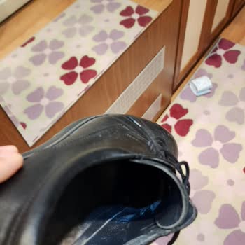 Derimod Ayakkabısının İç Astarında Hızlı Yıpranma Ve Değişim Talebi