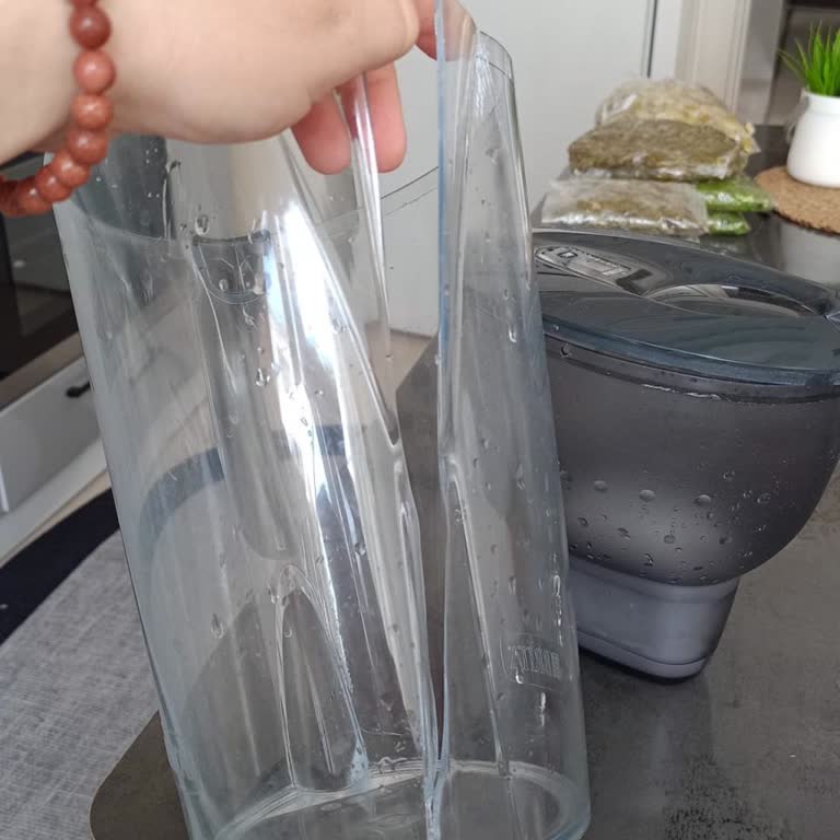 Brita Marella Sürahinin Dış Gövdesi Kırıldı Ve Yedek Parça İstiyorum