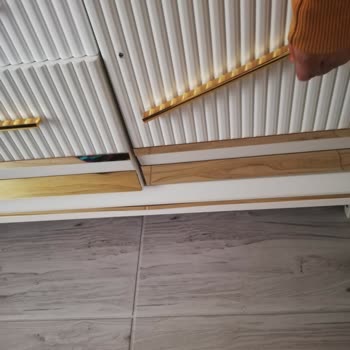 Zerafet Mobilya (Batman) Ürünlerin Önemli Bir Kısmı Da Kırık, Dökük Ve Hasarlı Durumdaydı