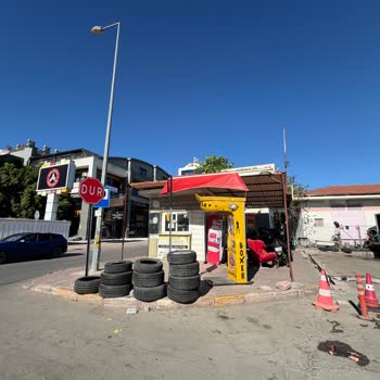 800 Hattının Sürekli Gecikmesi Ve Yetersiz Durak Düzeni