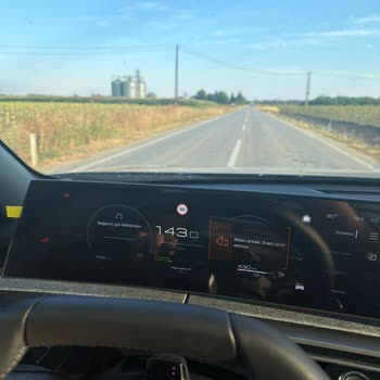 Sıfır Araçta Tekrarlayan Motor Arızası Ve İkame Araç Yok