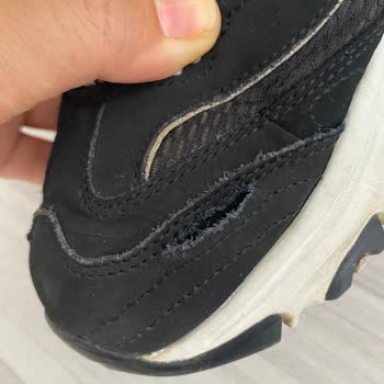 Skechers Bursa Şubesi Tüketici Hakemi Kararına Rağmen Ayakkabı Değişimini Reddetti