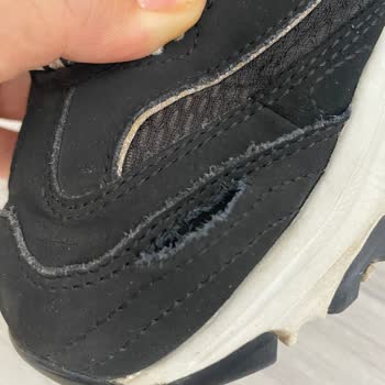 Skechers Bursa Şubesi Tüketici Hakemi Kararına Rağmen Ayakkabı Değişimini Reddetti
