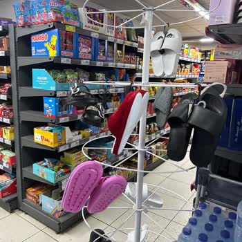 Kavacık A101 Şubesinde Hijyen Ve Düzen Kaosu