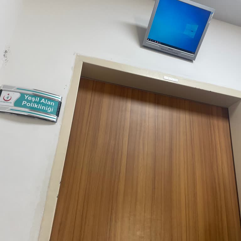 Acil Serviste Dördüncü Hastanın Gelmesini Beklemek Hakkıma Aykırı