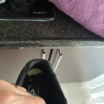 Vans Ayakkabılarda Erken Deformasyon Ve Mağazanın İlgisiz Tutumu