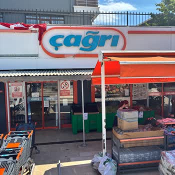 Çağrı Market Selamsız Şubesi Sokak Hayvanlarını Beslemeyi Yasaklıyor Ve Engelliyor