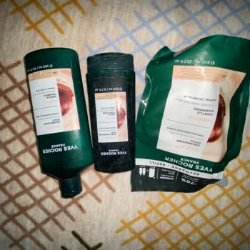 Yves Rocher Şampuanı Saç Dökülmesine Sebep Oldu