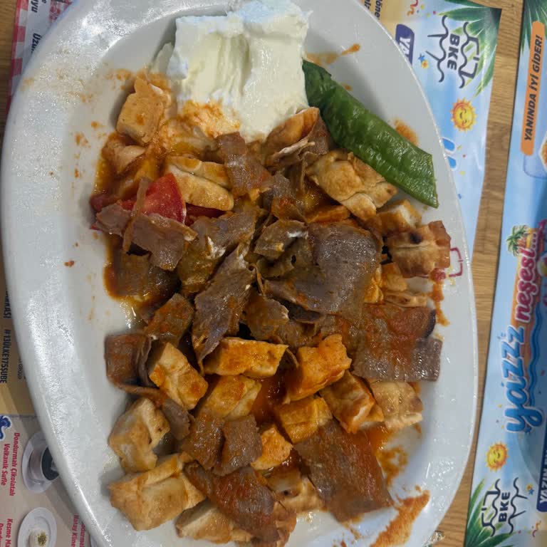 Bursa Kebap Evi Ödediğimiz Ücrete Kesinlikle Değmeyen Bir Hizmet Aldık