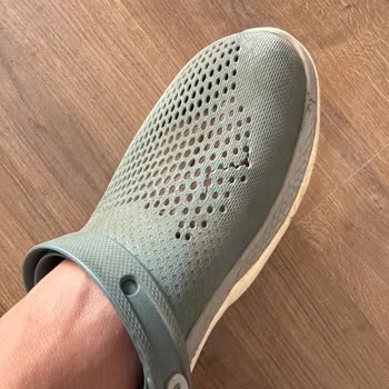 SuperStep Crocs Terliğinin Hızla Eriyip Kopması Ve Değişim Talebi
