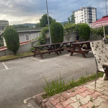 Park Görevlisinin Kaba Tutumu Ziyaretçileri Suçlu Hissettirdi