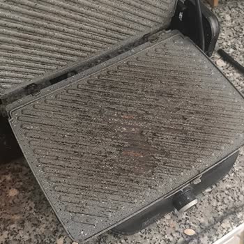 Karaca Tost Makinesi Soyulması