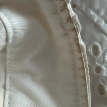 Zara Online Siparişimde Çöplerle Dolu Kullanılmış Ceket