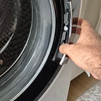 Küflenmiş Deterjan Çekmecesi Ve Ters Kapak Tutacağı Sorunu