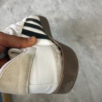 Adidas VL Court Ayakkabısının Tabanı Kısa Sürede Açıldı Ve Kırıldı