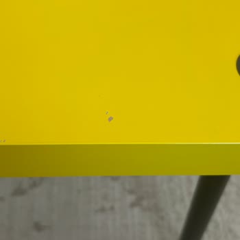 IKEA Sehpa Boyası Kısa Sürede Soyuluyor, Değişim Talep Ediyorum