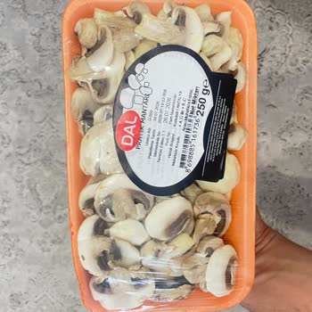 Getir Etiket Değiştirilmiş ve Süresi Geçmiş Mantarlar İçin Para İadesi Talebi