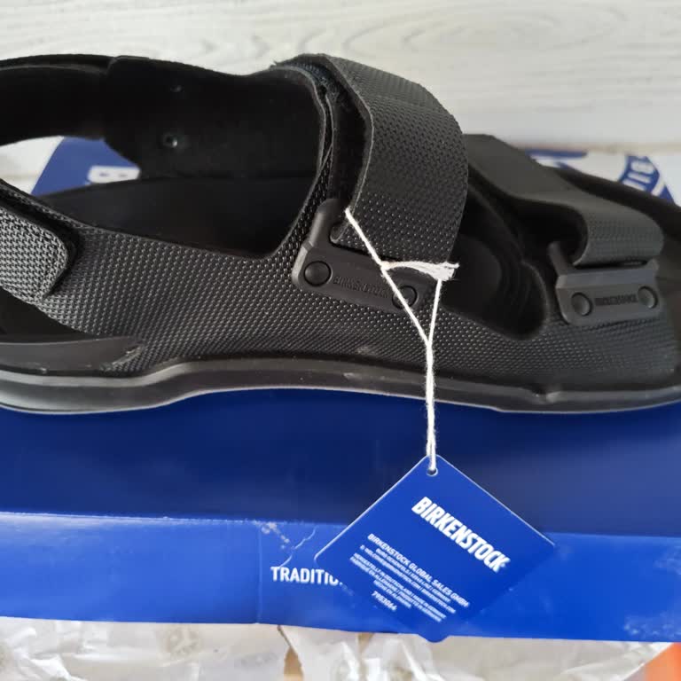 A101 14 Gün Sonrası Birkenstock Sandalet Küçük Beden Değişim Talebini Reddetti