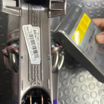 Dyson V11 Batarya Değişimi Sonrası Yanlış Ve Hasarlı Ürün Gönderimi