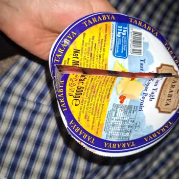 A101 Gölcük Mağazasında Satılan Tarabya Kaşarının Sahte Olma Şüphesi Ve Eksik Bilgiler