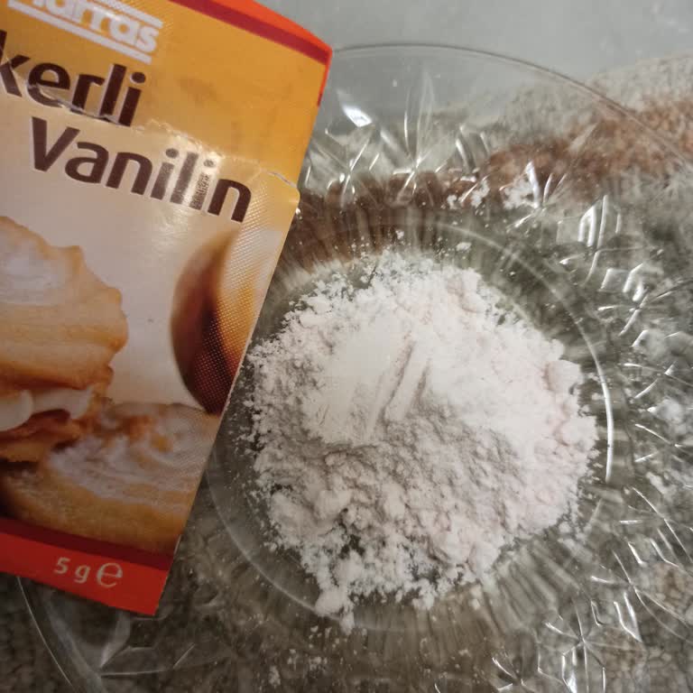 Harras Şekerli Vanilya Paketi Pembe Renkli Çıktı Gıda Güvenliği Endişesi