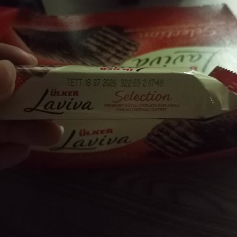 Metro Market’te Satılan Son Kullanma Tarihi Geçmiş Ülker Laviva Çikolatası