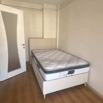 Teslimat Gecikmesi Ve Hasarlı Montaj Sonrası Mobilyalar