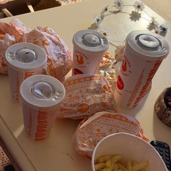 Popeyes Bahçelievler Şubesinde Tekrarlanan Eksik Ürün Sorunu Ve Güven Sarsılması