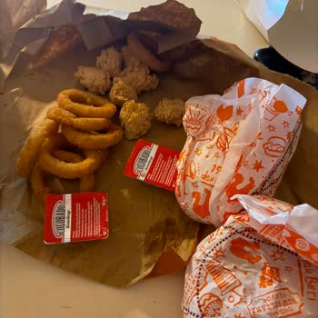 Popeyes Bahçelievler Şubesinde Tekrarlanan Eksik Ürün Sorunu Ve Güven Sarsılması