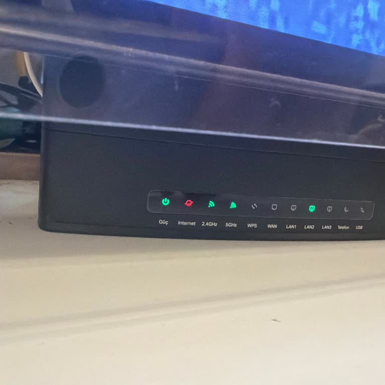 İnternet Kesintisi İşimi Durdurdu, Acil Çözüm Ve Ücret İadesi Talebi