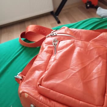 United Colors Of Benetton Çantasının Deri Aşınması Ve İade Talebi