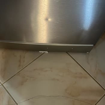 Hasarlı Bulaşık Makinesi İadesi İçin Horoz Lojistik Bekleniyor