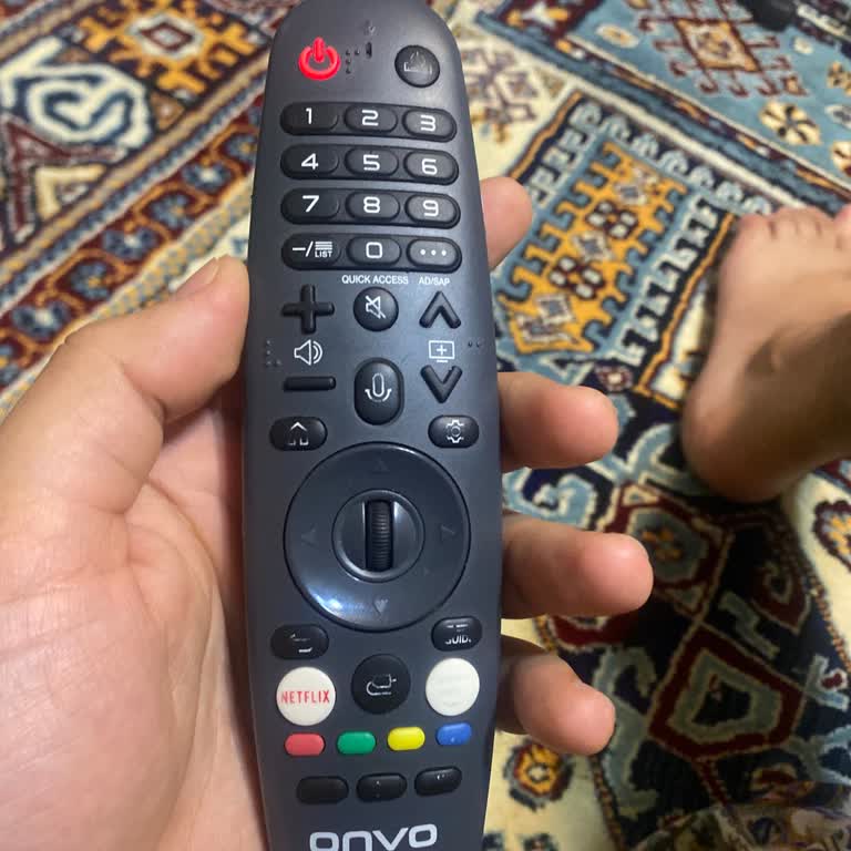Onvo 75 İnç Televizyon Kumandasının Sürekli Kırmızı Işığı Yanıyor