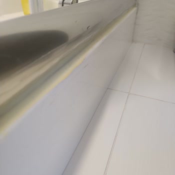 Selsil Silikonun Sararma Sorunu Ve Migros'un Sorumluluk Reddine