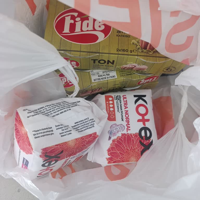 Yanlış Sipariş Ürünleri Ve Cevapsız Müşteri Hizmetleri