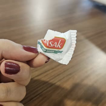 Başak Şeker Paketi İçinde Sakız Bulunması Güvenimizi Sarsıyor