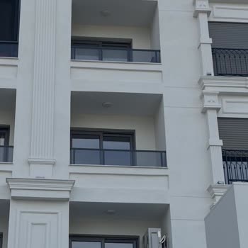 Arçelik Yanlış Klima Montajı ve Duvar Hasarı İçin Ücretsiz Düzeltme Talebi