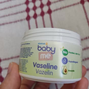 Avokadolu Baby Me Vazelin İçinde Plastik Parça: Hijyen Ve Güvenlik Riski