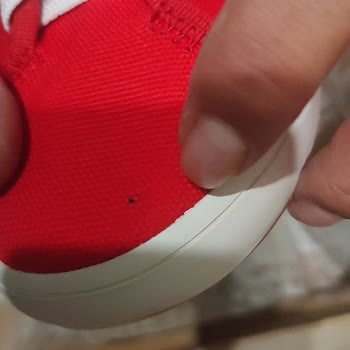 Açılışta Lekeli Camper Ayakkabı İçin Uzun Teknik İnceleme Süreci Ve Hızlı Değişim Talebi