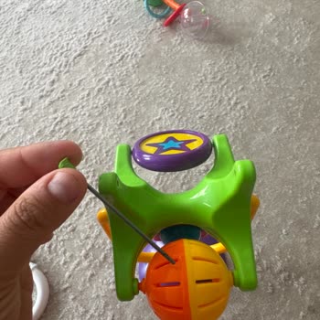 Bebek Oyuncağının Parçalanması Boğulma Riskini Oluşturdu