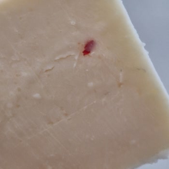 Altınkılıç Peynirinde Plastik Parça Bulunması Sağlık Riski