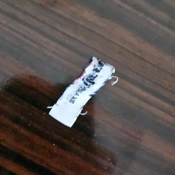 Buhar Performansı Yetersiz, Ütü Kıyafetleri Yakıyor Ve Mağaza Yardımcı Olmadı