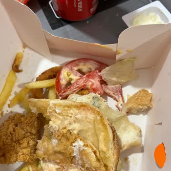 Yemeksepeti Üzerinden Popeyes Siparişinde Soğuk Ve Yeşil Gıda Hijyen İhlali İade Talebi